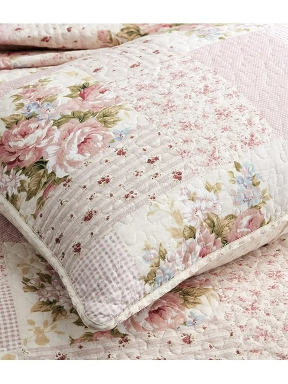 Floral Patchwork Pink oversized king 3 piece Quilt Set